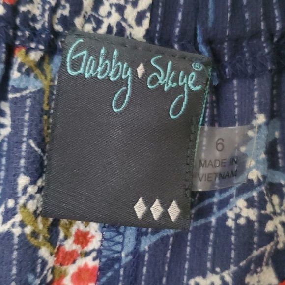 NWT - Gabby Skye Women's Berry Print Dress - Picture 6 of 8